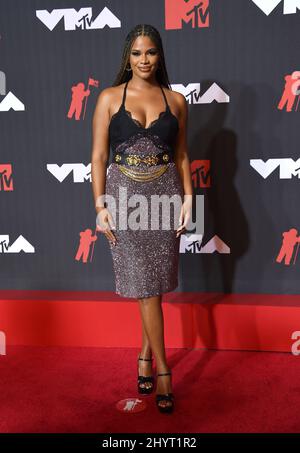 Kamie Crawford at the 2021 MTV Video Music Awards held at Barclays