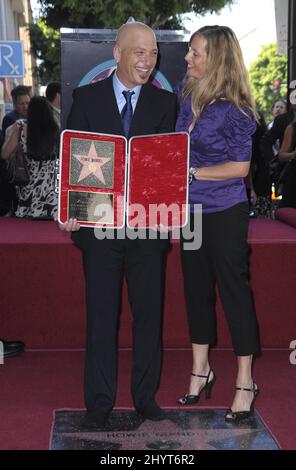 Howie Mandel and wife Terry during the presentation as he was honored with a Star on the Hollywood Walk of Fame. Stock Photo