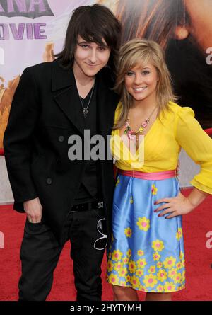 Mitchell Musso and Shawn Johnson at Hannah Montana: The Movie, World