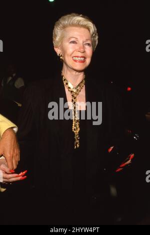 la nueva joyería - Ralph Turner LA NUEVA JOYERIA :Diseños actuales y nuevas tendencias by Peter