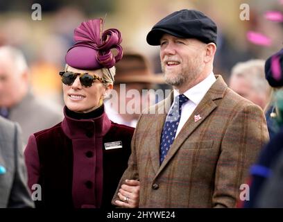 Zara Tindall (left) and Mike Tindall in the parade ring before Ultima Handicap Chase during day one of the Cheltenham Festival at Cheltenham Racecourse. Picture date: Tuesday March 15, 2022. Stock Photo