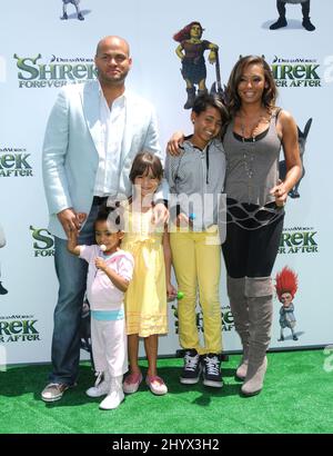 Melanie Brown, husband Stephen Belafonte, daughters Phoenix and Angel during the 'Shrek Forever After' film premiere held at the Gibson Amphitheater Universal City, Los Angeles, California Stock Photo