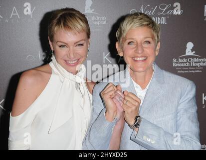 Ellen 2025 degeneres earrings