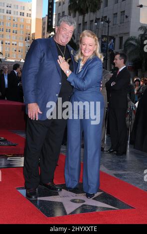 Diane Ladd and Robert Hunter at a ceremony where Bruce Dern, Laura Dern and Diane Ladd where honored with Stars on the Hollywood Walk of Fame, Hollywood. Stock Photo