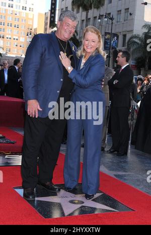 Diane Ladd and Robert Hunter at a ceremony where Bruce Dern, Laura Dern and Diane Ladd where honored with Stars on the Hollywood Walk of Fame, Hollywood. Stock Photo