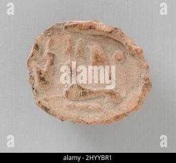 Seal Impression with Sphinx. Egypt, New Kingdom - Greco-Roman Period (1500 BCE - 100 CE). Tools and Equipment; seal impressions. Lightly baked clay, yellowish in color Stock Photo