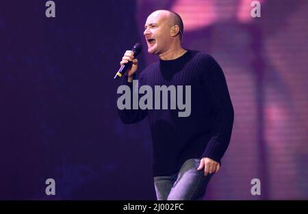 Milano Italy 2002-12-02: Live performance by Phil Collins during the awards ceremony of the Italian Music Awards 2002  at the Forum Assago Stock Photo