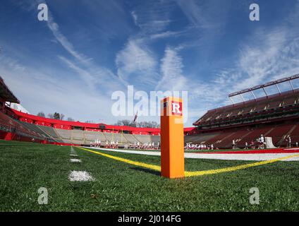Piscataway, NJ, USA. 15th Mar, 2022. Pre game warm ups before an NCAA lacrosse game between the Lafayette Leopards and the Rutgers Scarlet Knights at SHI Stadium in Piscataway, NJ. Rutgers defeated Lafayette 22-10. Mike Langish/Cal Sport Media. Credit: csm/Alamy Live News Stock Photo