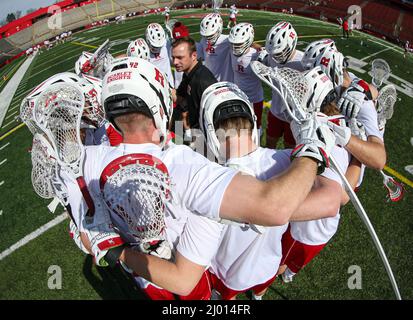Piscataway, NJ, USA. 15th Mar, 2022. Pre-game pep talk before an NCAA lacrosse game between the Lafayette Leopards and the Rutgers Scarlet Knights at SHI Stadium in Piscataway, NJ. Rutgers defeated Lafayette 22-10. Mike Langish/Cal Sport Media. Credit: csm/Alamy Live News Stock Photo