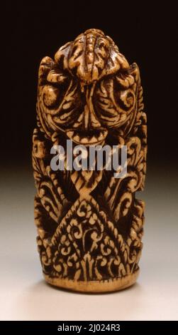 Keris Handle with Floral Motifs (modified to serve as a netsuke). Indonesia, Java, 18th-19th century. Costumes; Accessories. Stag antler Stock Photo