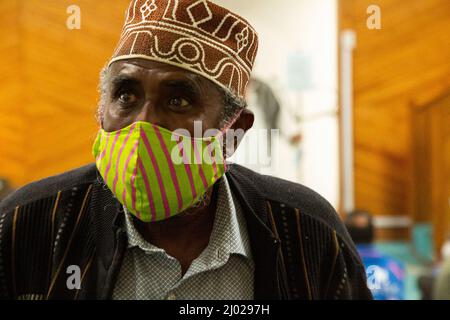 Christchurch, New Zealand. 15th Mar, 2022. A senior member of the Al Noor Mosque seen on the third anniversary of the attacks. Temel Atacocugu, who was shot nine times during the Mosque attacks walked from Dunedin to Al Noor Mosque arriving at exactly 1.40 pm on the third anniversary of one of New Zealand's days. A ceremonial presentation was held at the Mosque where he received one of four Best In Project Awards. Credit: SOPA Images Limited/Alamy Live News Stock Photo