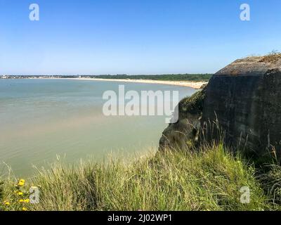 Bunker on cliffs and beach. Saint Georges De Didonne, France Stock Photo