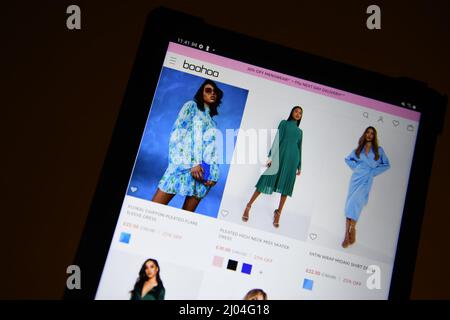 Boohoo website on a tablet Stock Photo Alamy