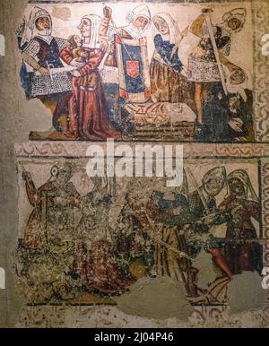 Pinturas murales de la nave central, siglo 14. Detalle. Catedral de Mondoñedo. Provincia de Lugo, Galicia, España. Stock Photo