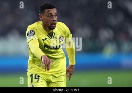 Turin, Italy. 16th Mar, 2022. Torino, Italy. 16th Mar, 2022. Francis Coquelin of Villarreal CF gestures during the UEFA Champions League Round Of Sixteen Leg Two match between Juventus Fc and Villareal CF at Allianz Stadium on March 16, 2022. Credit: Marco Canoniero/Alamy Live News Credit: Marco Canoniero/Alamy Live News Stock Photo