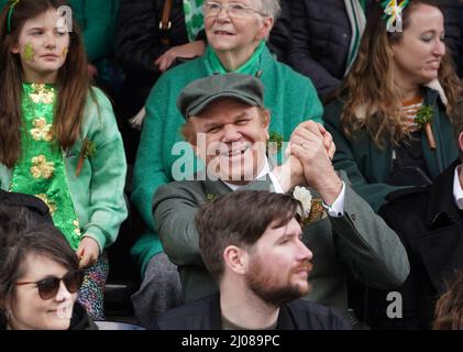 American-Irish actor John C. Reilly (centre) during the St Patrick's Day Parade in Dublin, which has returned in full, with crowds on the streets of Dublin after Covid-19 put a pause on celebrations for the last two years. Picture date: Thursday March 17, 2022. Stock Photo