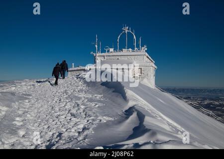 Tourist traffic in winter Tatra mountains in Poland Stock Photo