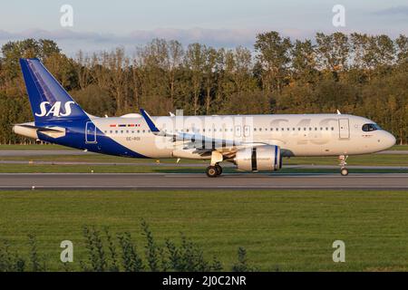 SAS Scandinavian Airlines A320-251N SE-ROI Stock Photo