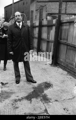 24-year-old Sally Shepherd, a restaurant manageress, was brutally murdered in Peckham yesterday. Police found her body on a blood stained yard in Staffordshire Street, Peckham. Her leather boots were nearby. Dective Supt. John Hoben, in charge of murder enquiries stands where the body was found. 2nd December 1979. Stock Photo