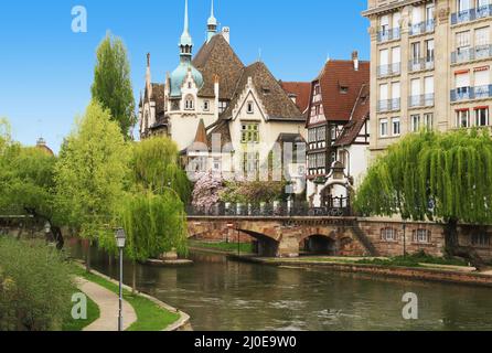 Alsatian style houses on the banks of the Ill in Little France in Strasbourg. Stock Photo