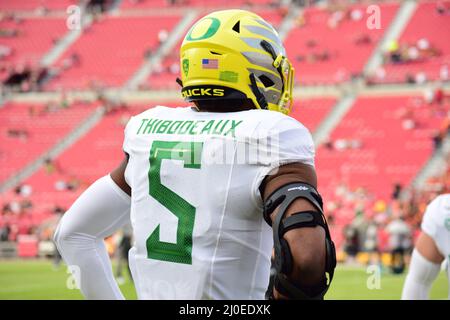 Oregon's Penei Sewell, Kayvon Thibodeaux Widely Projected Top Picks in  2021, 2022 NFL Drafts - 750 The Game