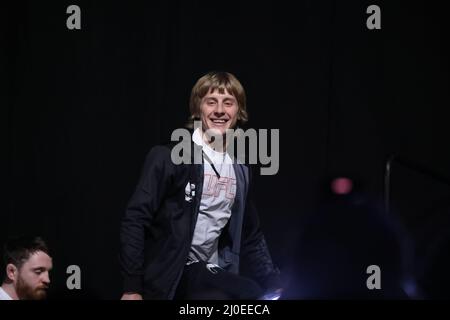 London, UK. 18th Mar, 2022. LONDON, UK - MARCH 18: Paddy Pimblett poses on the scale during the UFC Fight Night 204: Volkov v Aspinall Weigh-In at The O2 on March 18, 2022 in London, United Kingdom, United Kingdom. Credit: Px Images/Alamy Live News