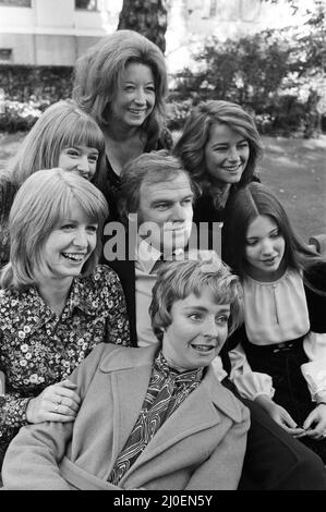 The film version of Henry VIII is set to be made, starring Keith Mitchell. he is pictured with his six wives: Jane Asher (Jane Seymour), Charlotte Rampling (Anne Boleyn), Frances Cuka (Catherine of Aragon), Lynne Frederick (Catherine Howard), Barbara Leigh-Hunt (Catherine Parr) and Jenny Bos (Anne of Cleeves). 5th October 1971. Stock Photo