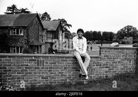 BBC DJ Tony Blackburn at his home in Cookham Dean, Berkshire, following the breakdown of his marriage. 20th August 1979. Stock Photo