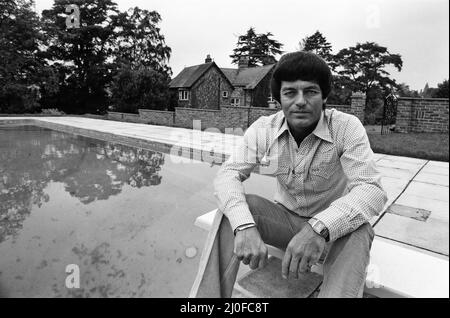 BBC DJ Tony Blackburn at his home in Cookham Dean, Berkshire, following the breakdown of his marriage. 20th August 1979. Stock Photo