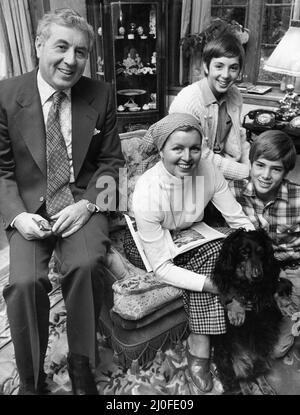 Doug Ellis, Chairman Aston Villa Football Club, with family, at home, Monday 29th October 1979. Our Picture Shows ... Doug Ellis with wife Heidi Marie Kroeger and sons, Oliver and Simon. Stock Photo