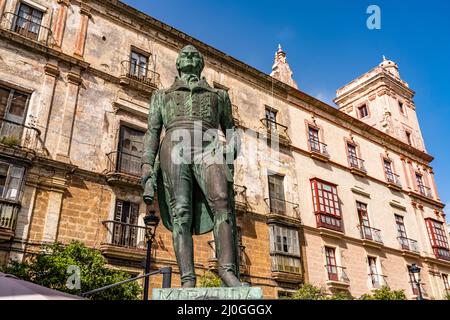 Statue von Francisco de Miranda, Plaza de España, Cádiz, Andalusien, Spanien  |  Francisco de Miranda statue, Plaza de España, Cádiz, Andalusia, Spain Stock Photo