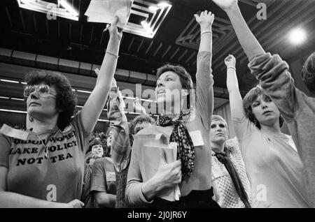 Scenes during the voting of the Deputy Leader of the Labour Party at the Labour Party Conference in Brighton. 28th September 1981. Stock Photo