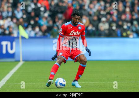 SSC Napoli's Cameroonian striker Andre Zambo Anguissa celebrates after ...