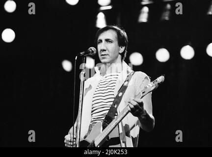 British rock group The Who in Toronto, Canada.Guitarist Pete Townshend performing on stage at Maple Leaf Gardens, the final venue on the band's Farewell tour. December 1982. Stock Photo
