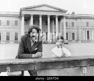 Lord Londonderry, 9th Marquess of Londonderry pictured at Wynyard Hall Estate, County Durham, 30th August 1982. Our Picture Shows ... Lord Londonderry standing outside Wynyard Hall with eldest son Frederick. Stock Photo