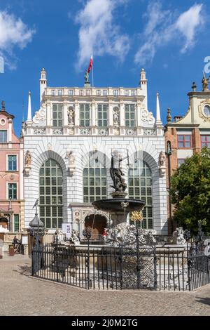 The Neptune Fountain and Long Market buildings in the historic city center of Danzig Stock Photo