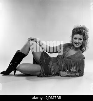 Actress Anne Kirkbride models the latest fashions. 15th July 1981. Stock Photo