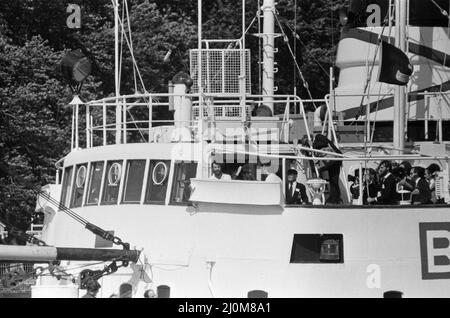 The Transglobe Expedition returns home, pictured arriving at Greenwich. Sir  Ranulph Fiennes can been seen on the boat. 29th August 1982. Stock Photo