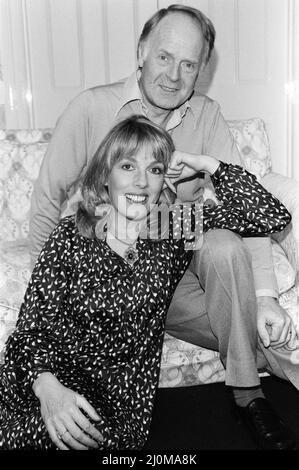 Happily married couple, Esther Rantzen and husband Desmond Wilcox pictured at their home in Kew, London. 11th November 1981. Stock Photo