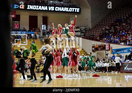 Bloomington, United States. 19th Mar, 2022. Indiana and Charlotte cheerleaders make a formation together during round 1 of the 2022 Division 1 Women's Basketball Championship, at Simon Skjodt Assembly Hall in Bloomington. Indiana University beat Charlotte 85-51. Credit: SOPA Images Limited/Alamy Live News Stock Photo
