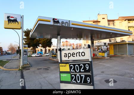 Pescara, Italy. 20th Mar, 2022: Gas Station display with price of fuel exceeding 2 euro per litre. Fuel prices have been stagnating at a very high level for several days due ongoing Russian invasion of Ukraine, for this situation the Italian government  has decided to cuts by 25 cents per litre fuel excise tax from march 21 until april 30, 2022. Credit image: Walter Cicchetti/Alamy Live News Stock Photo