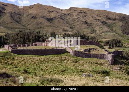 Beautiful view of the Puka Pukara Inca Archaeological Complex with its stone walls in Cusco, Peru Stock Photo