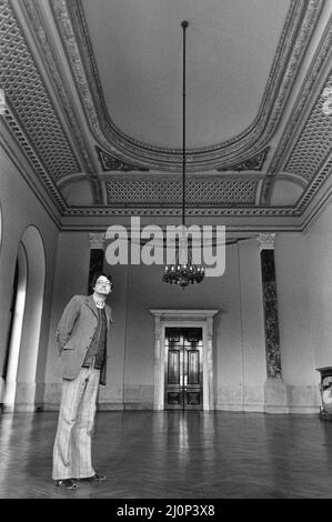Lord Londonderry, 9th Marquess of Londonderry pictured at Wynyard Hall Estate, County Durham, 4th January 1983. Stock Photo