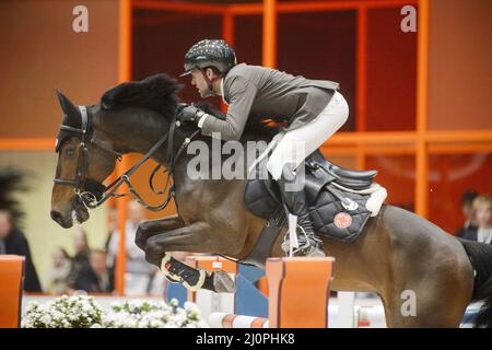 Simon Delestre and Cayman Jolly Jumper win the Grand Prix Hermes during ...