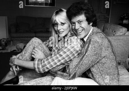 Lionel Blair pictured at home with his wife Susan. 19th October 1983. Stock Photo