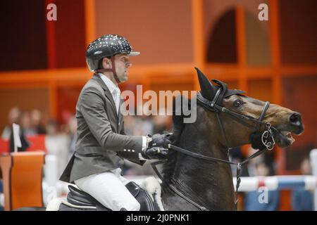 Simon Delestre and Cayman Jolly Jumper win the Grand Prix Hermes during ...