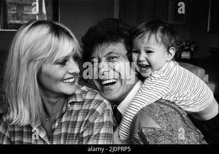 Lionel Blair pictured at home with his wife Susan and their son. 19th October 1983. Stock Photo