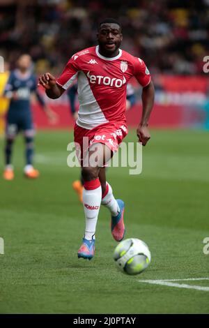 BUDAPEST, HUNGARY - OCTOBER 27: Youssouf Fofana of AS Monaco controls the  ball during the UEFA Europa League group H match between Ferencvarosi TC  and AS Monaco at Ferencvaros Stadium on October