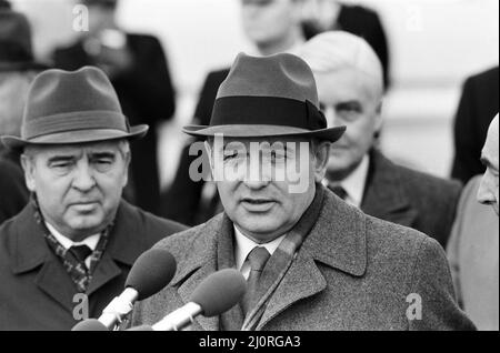 Russian politician Mikhail Gorbachev, who is a member of the Politburo, arrives in London for an official visit. 15th December 1984. Stock Photo