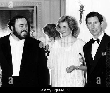 Prince Charles and Princess Diana attend a Gala concert by Italian opera singer Luciano Pavorotti, (left) at the Royal Opera House, in Covent Garden, London. The concert was given in aid of given in aid of the royal opera house development appeal and the royal opera house trust.  20th May 1984. Stock Photo